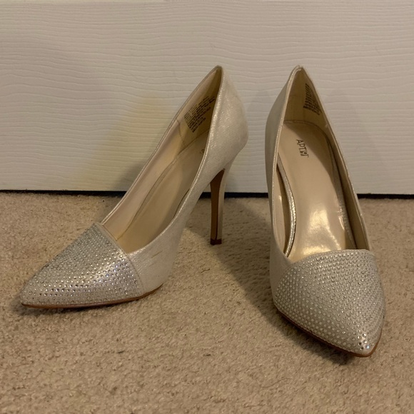 Apt. 9 Sequined Stilettos - Picture 3 of 8